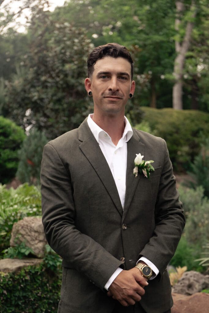 Outdoor Austin wedding at Hummingbird House venue