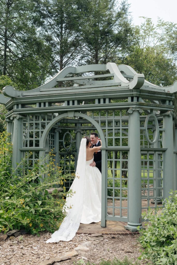 Spring wedding ceremony at Airlie in Northern Virginia