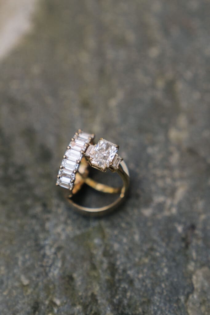 Timeless wedding photography captured at Airlie wedding venue

