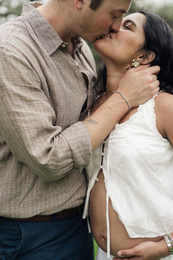 film-inspired maternity portraits captured during a documentary maternity session