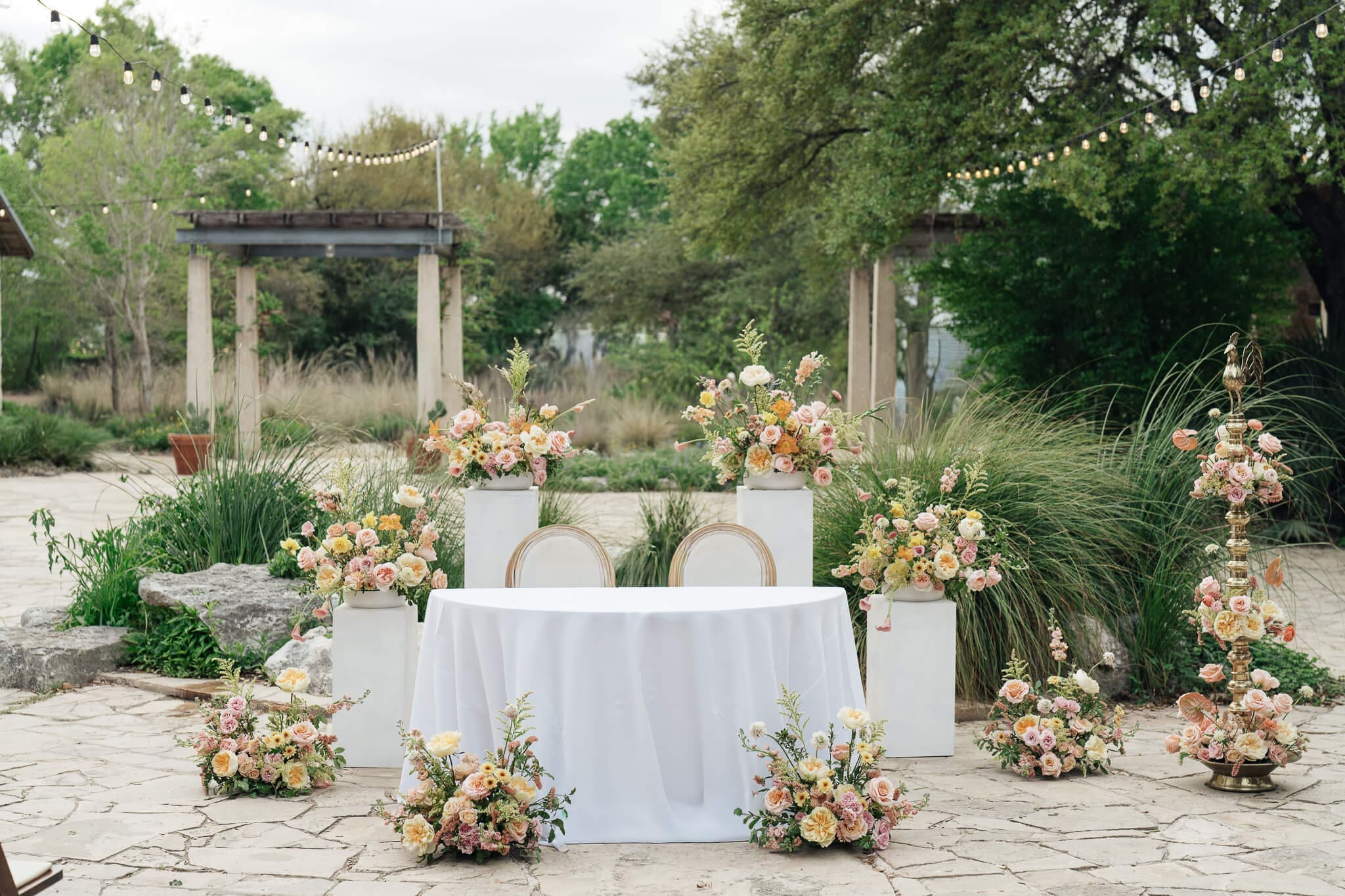 spring wedding flower inspiration
